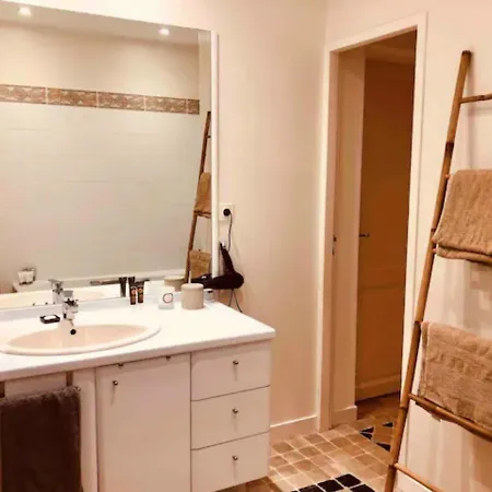 Appartement De Charme En Plein Coeur D'angouleme *